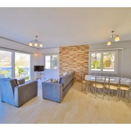 Villa James 5 *