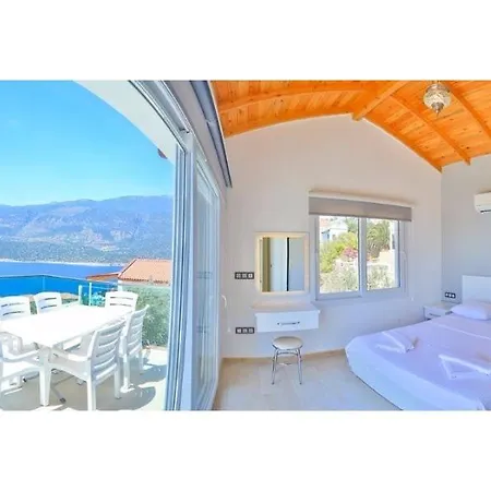 James 5 Villa Kas