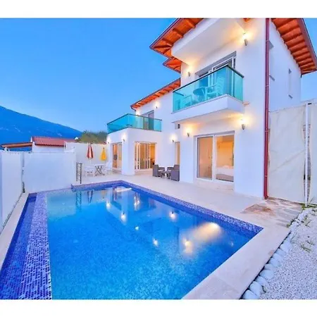 James 5 Villa *